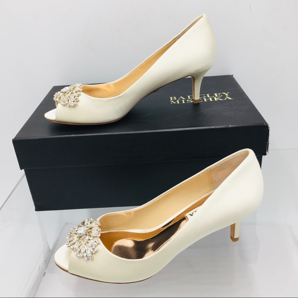 Badgley Mischka Ivory Satin Women’s Bridal Heels